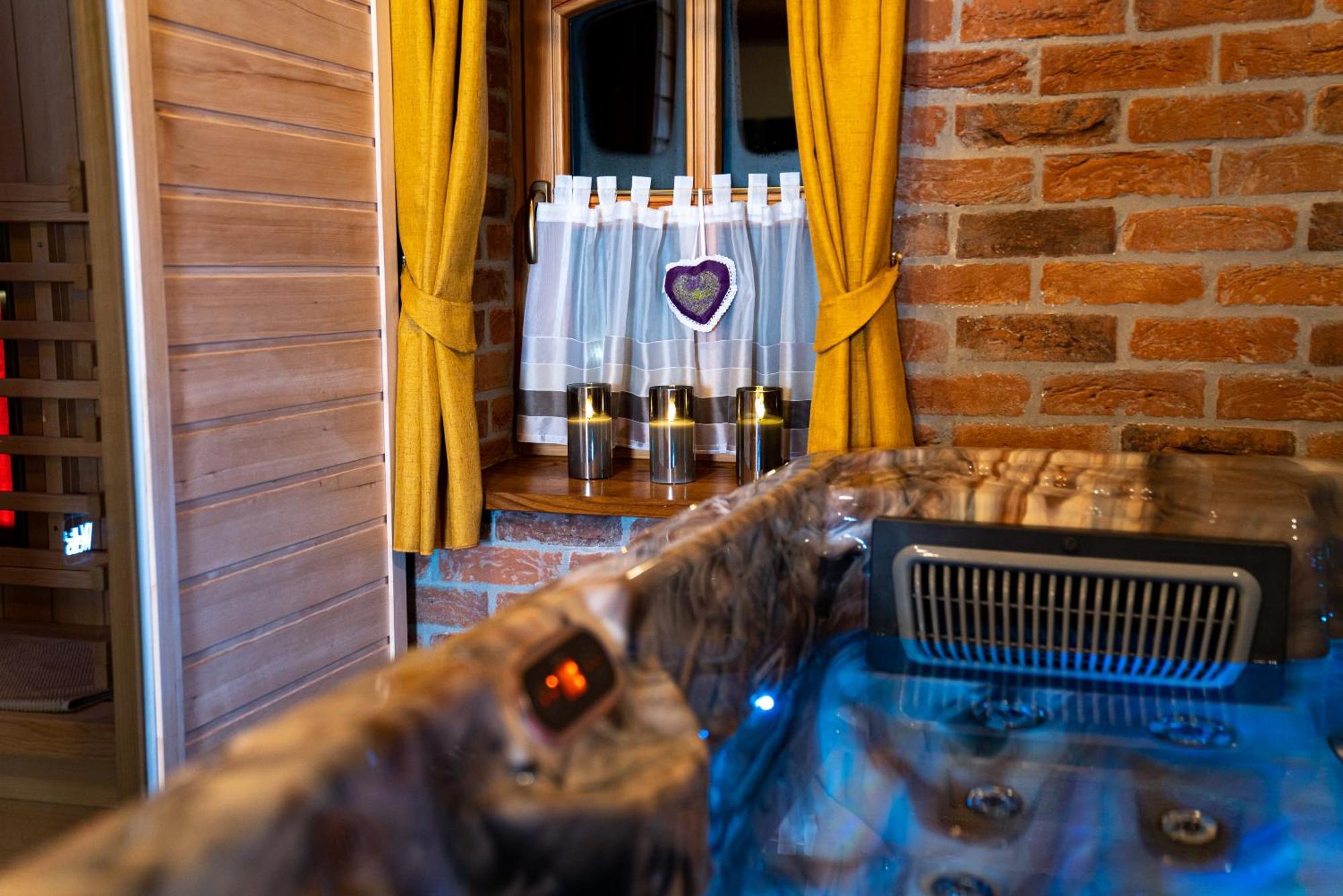 Guesthouse Mocivnik Okroglice エクステリア 写真
