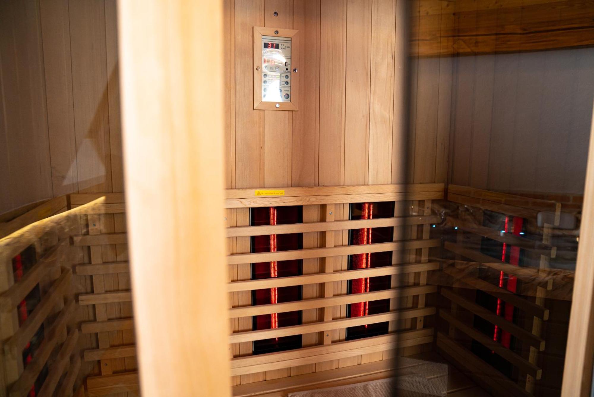 Guesthouse Mocivnik Okroglice エクステリア 写真