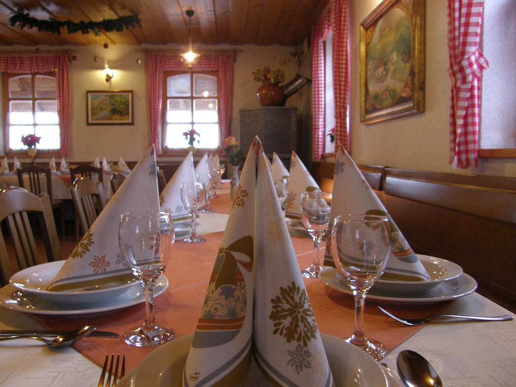 Guesthouse Mocivnik Okroglice エクステリア 写真